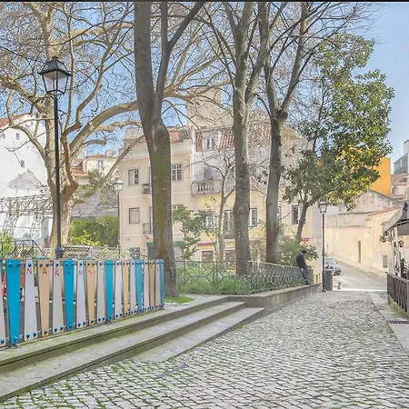 Semesterbostad Cosy Duplex House In Downtown Lisboa