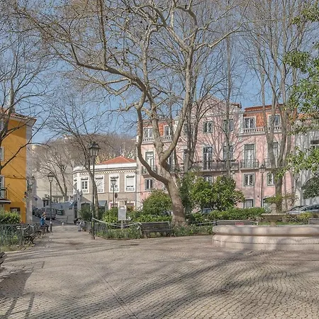 Сasa de vacaciones Cosy Duplex House In Downtown Lisboa