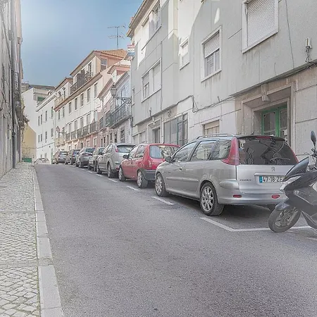Cosy Duplex House In Downtown Lisbon
